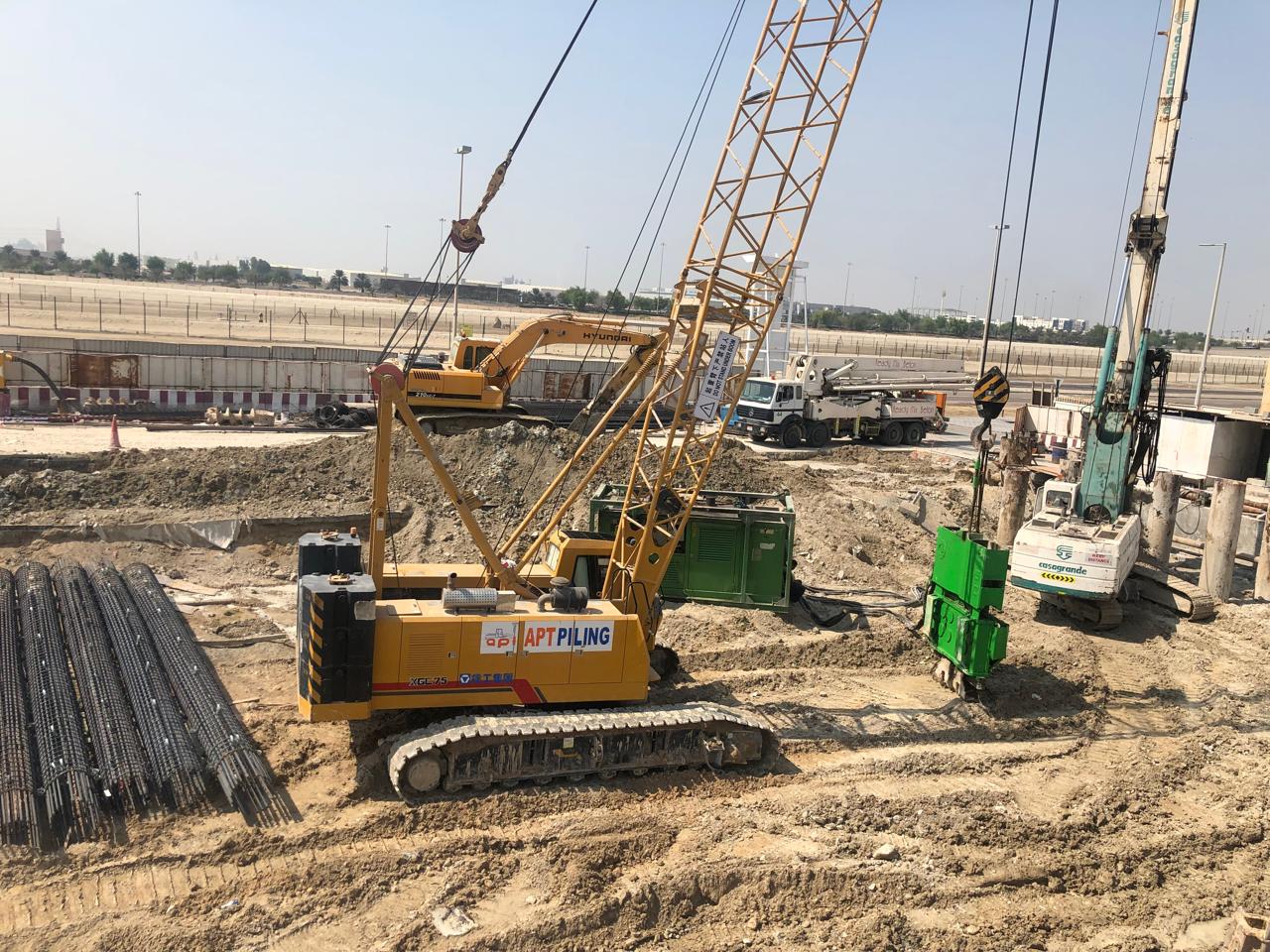 APT piling crane on large-scale construction site