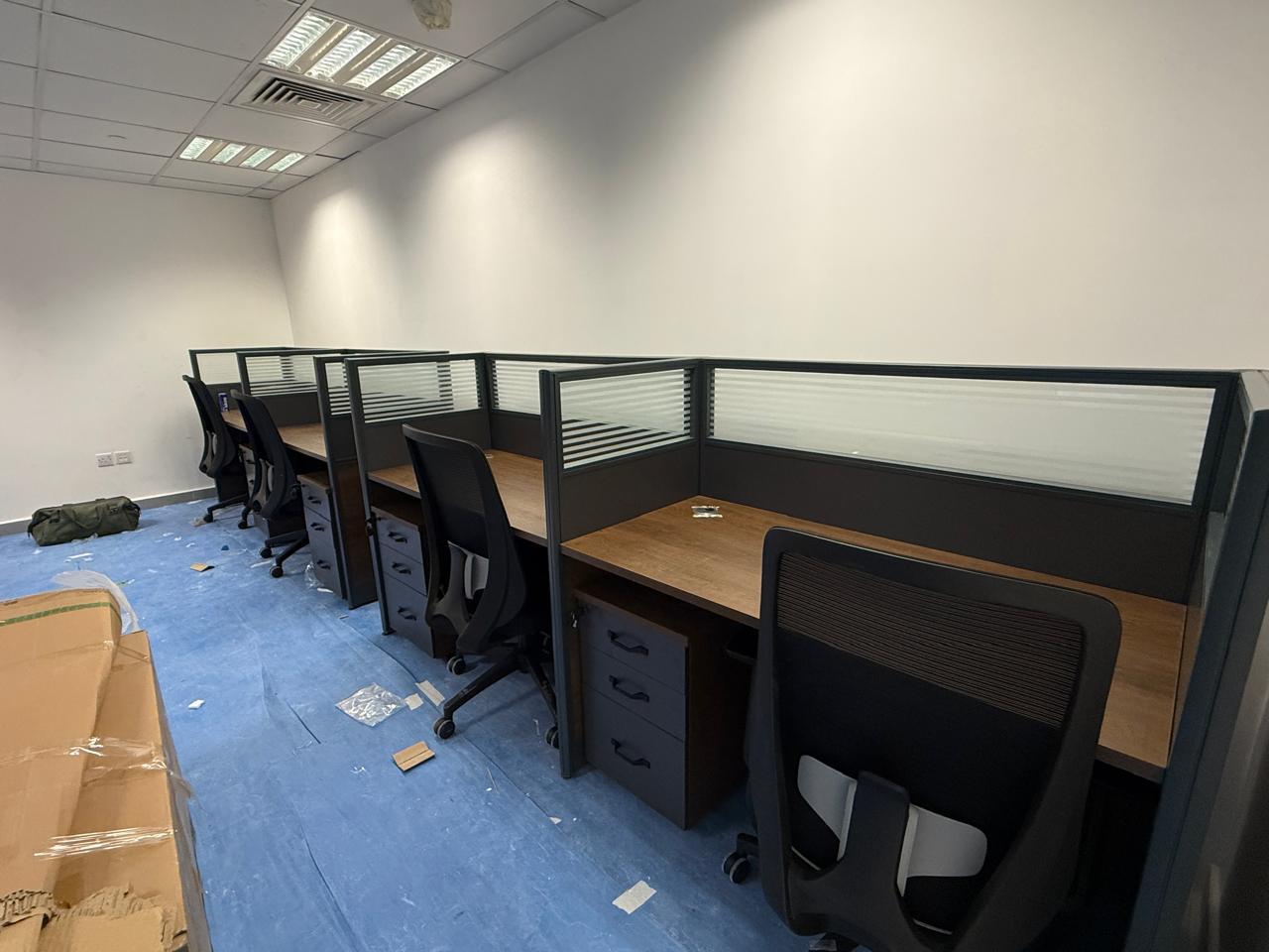 Office workstation setup – commercial fit out Abu Dhabi
