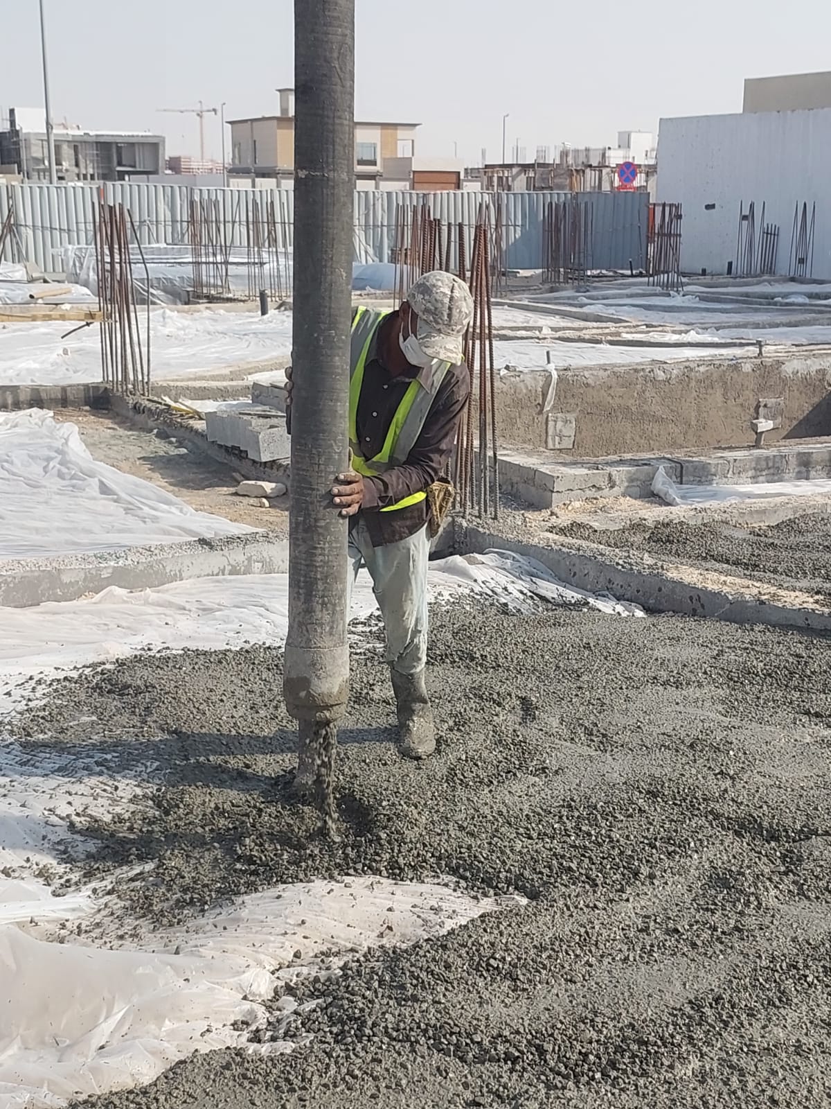 Concrete casting on villa project